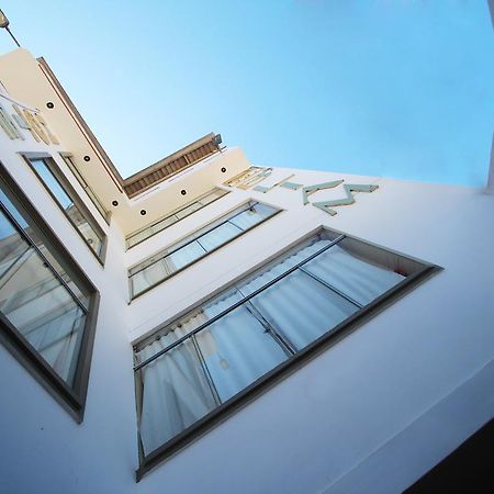 Hotel B'Liam Тумбес Экстерьер фото