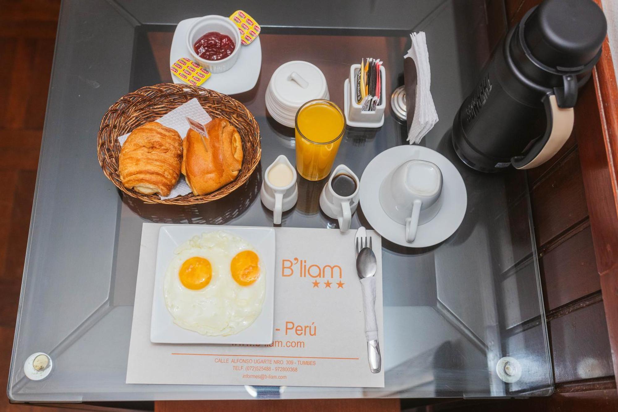 Hotel B'Liam Тумбес Экстерьер фото