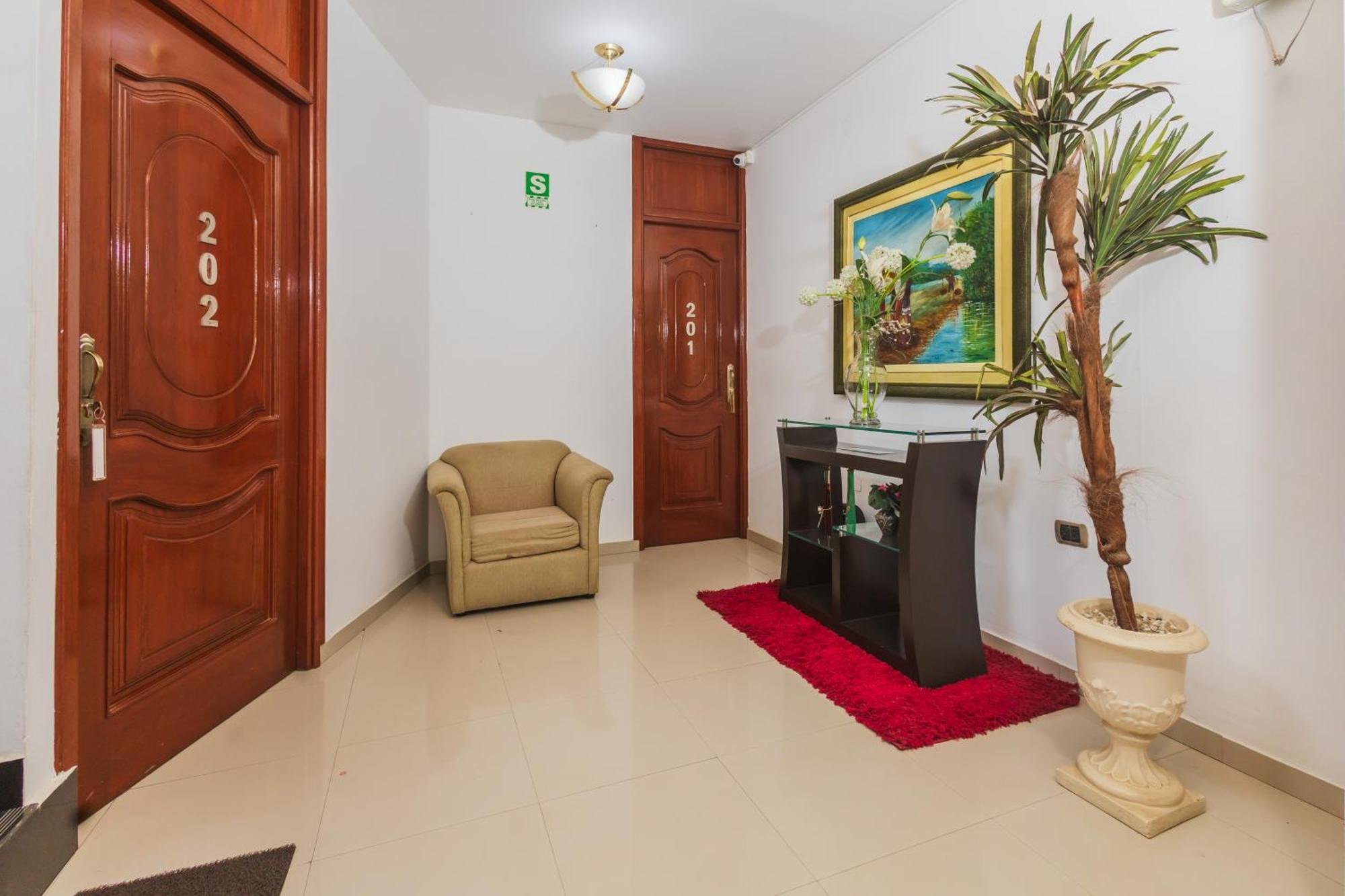 Hotel B'Liam Тумбес Экстерьер фото
