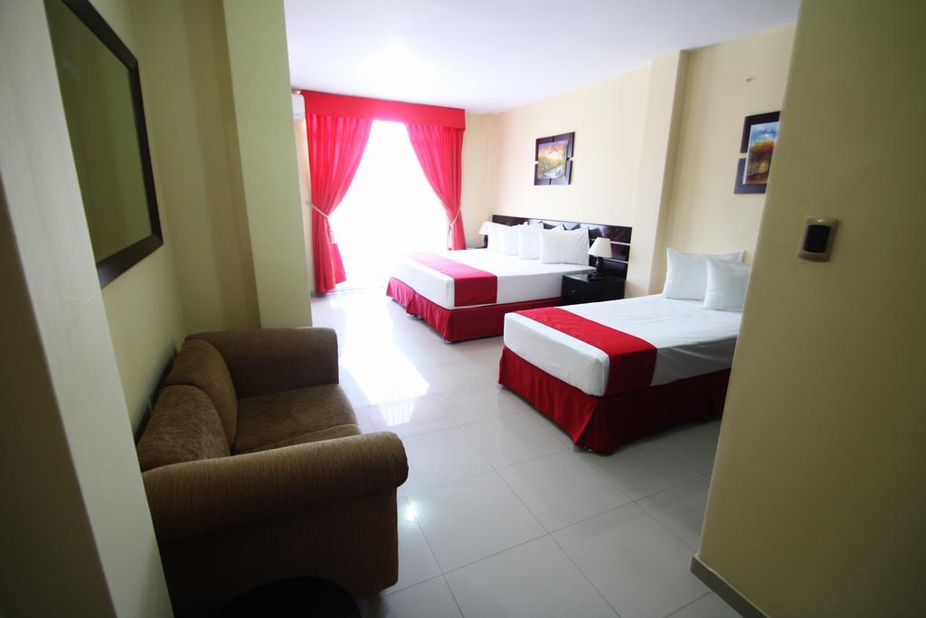 Hotel B'Liam Тумбес Экстерьер фото