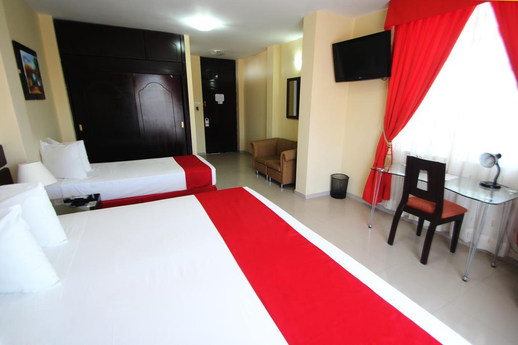 Hotel B'Liam Тумбес Экстерьер фото
