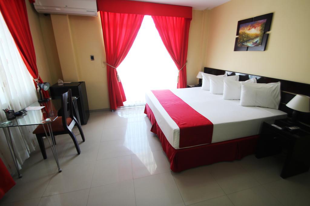 Hotel B'Liam Тумбес Экстерьер фото